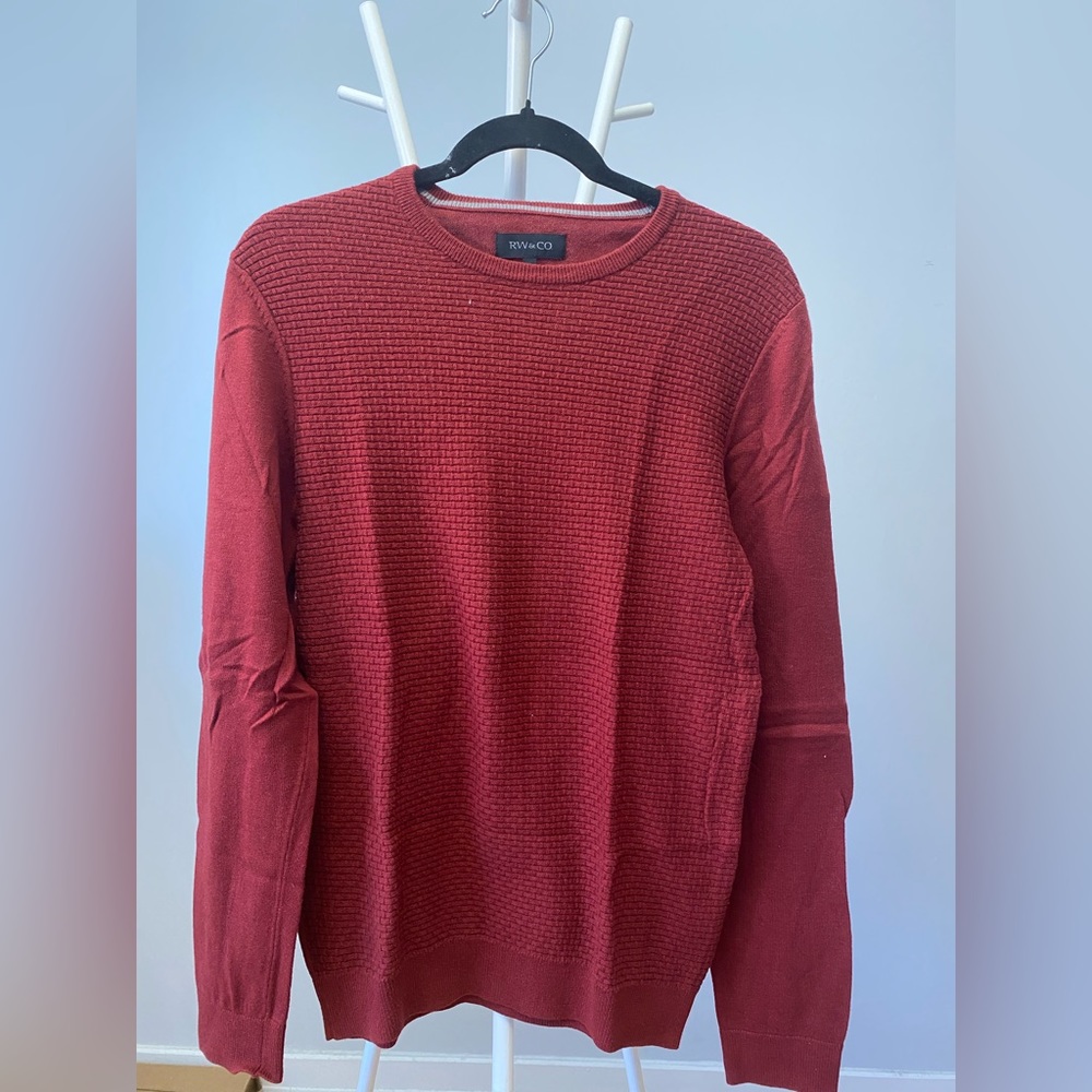 RW& Co sweater